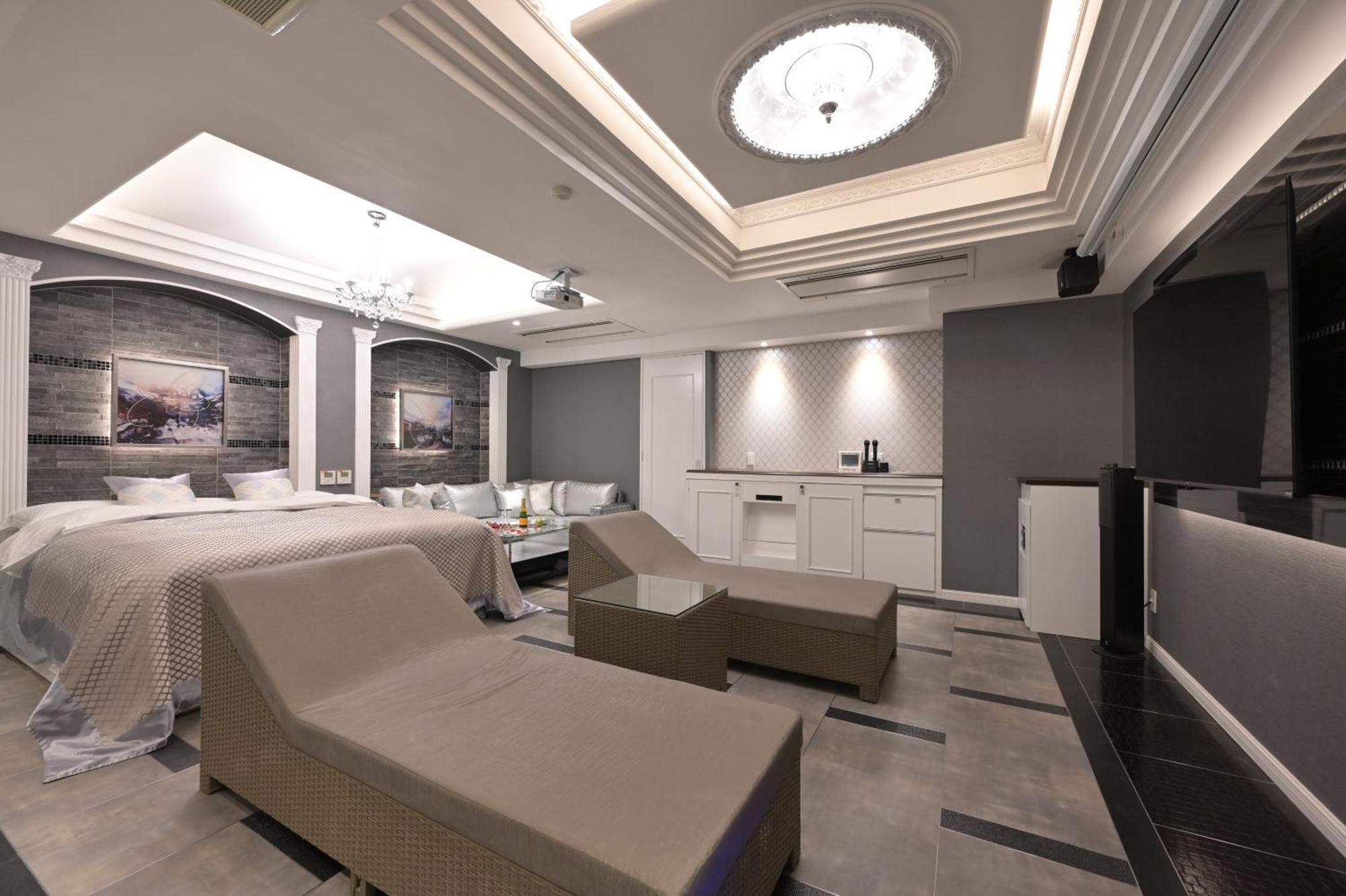 Hotel Crystal Gate Nagoya - Couple Hotel (Adults Only) Esterno foto